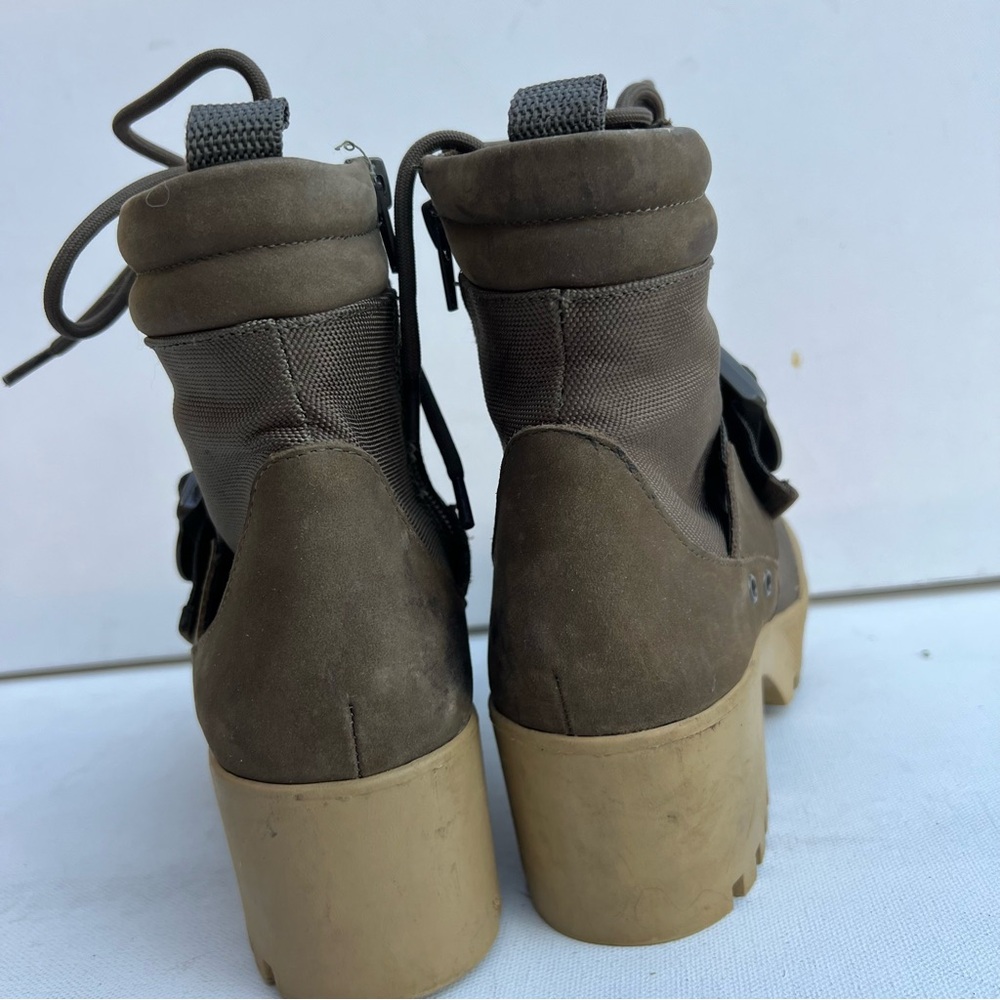 Steve Madden Grady lug sole olive green boots - Picture 4 of 9